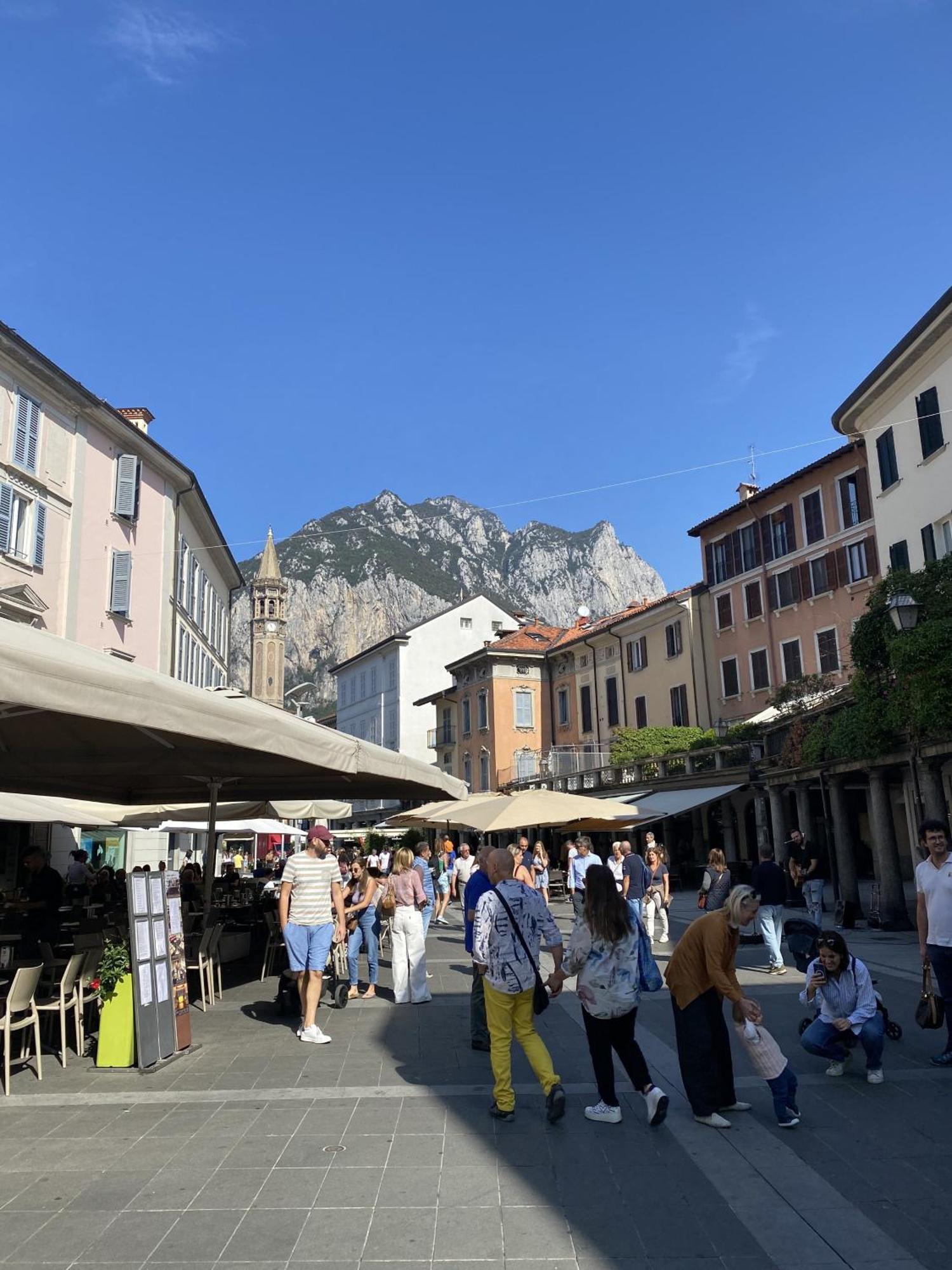 Lake Front Apartments, Lecco Eksteriør bilde