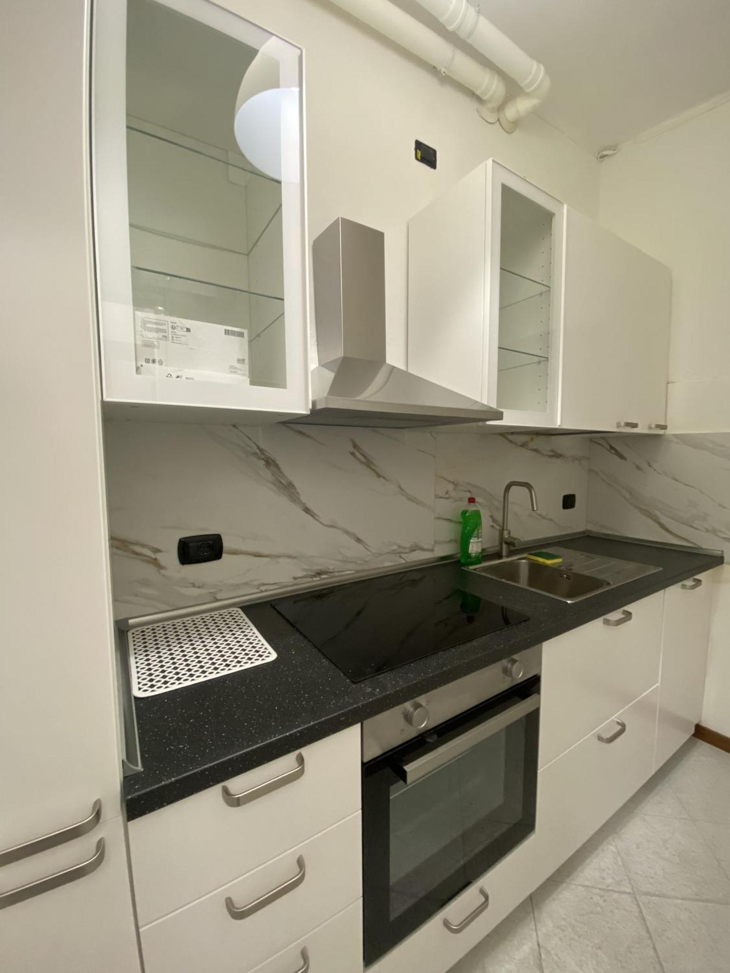 Lake Front Apartments, Lecco Eksteriør bilde